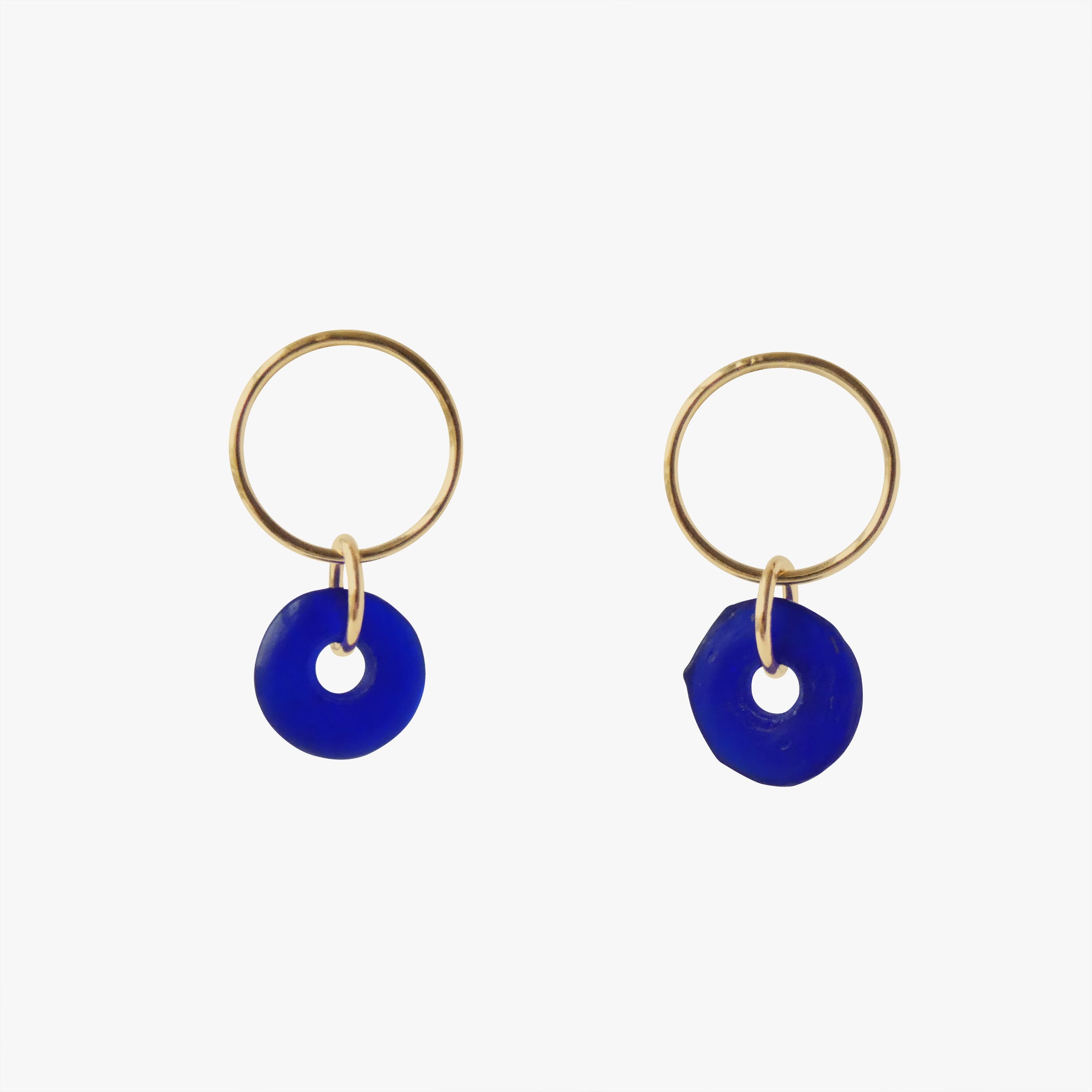 hankra, gold circle stud earrings, ocean blue