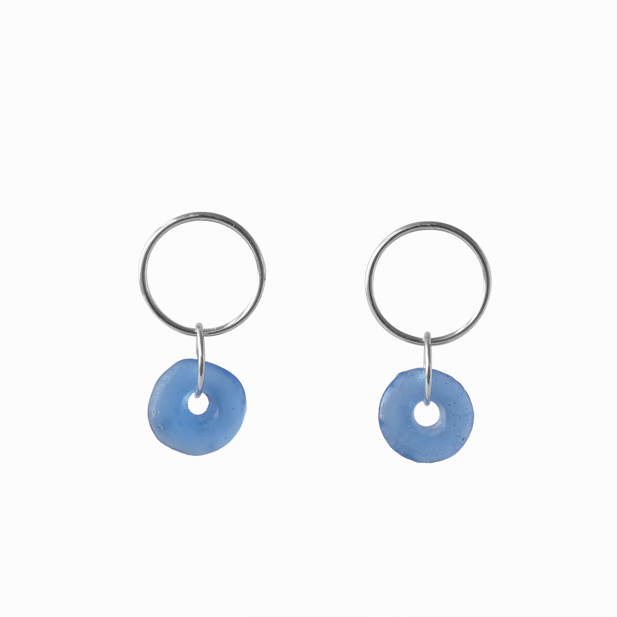 hankra, silver circle stud earrings, sky blue